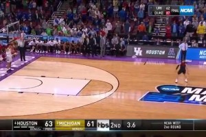 段冉：湖人9连胜被终结并不是什么坏事，状态没必要出的太早